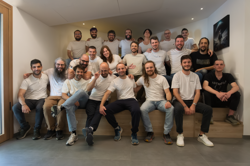 Il team Mònade
